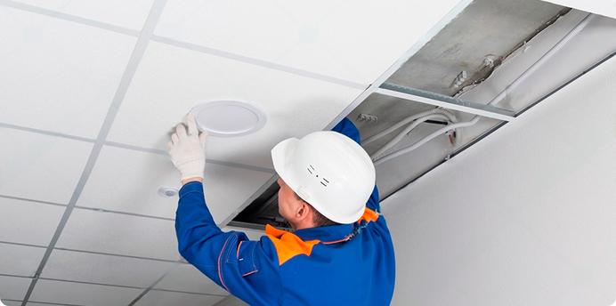 Evaluación de iluminación y ergonomía